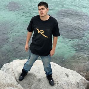 Meet your Posher, Luis